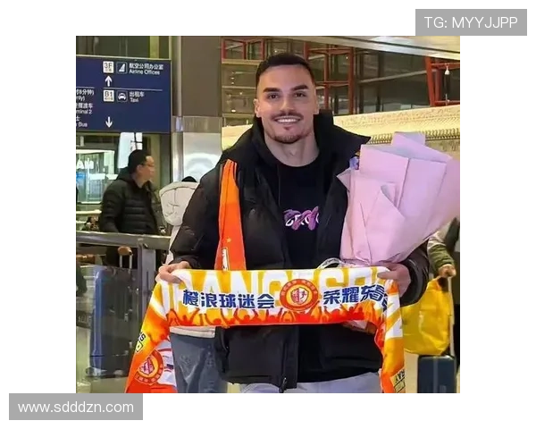 亚足联杯转会潮趋于激烈,新援加盟对球队实力产生显著影响 亚足联杯转会潮趋于激烈,新援加盟对球队实力产生显著影响