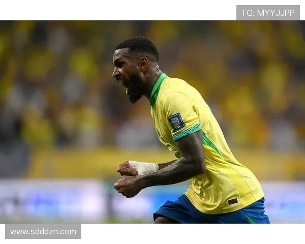 巴尔韦德国家队百场里程碑表现稳健，未来前景令人期待