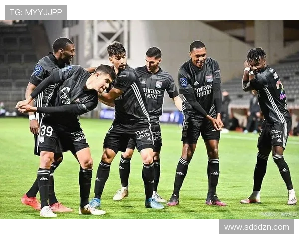 洛里昂本赛季控球能力表现稳健，中场组织效率持续提升