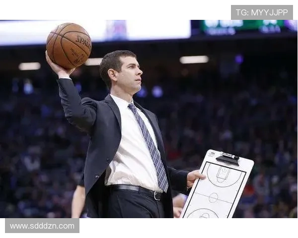 卡马文加攻防转换推进速度优势解析