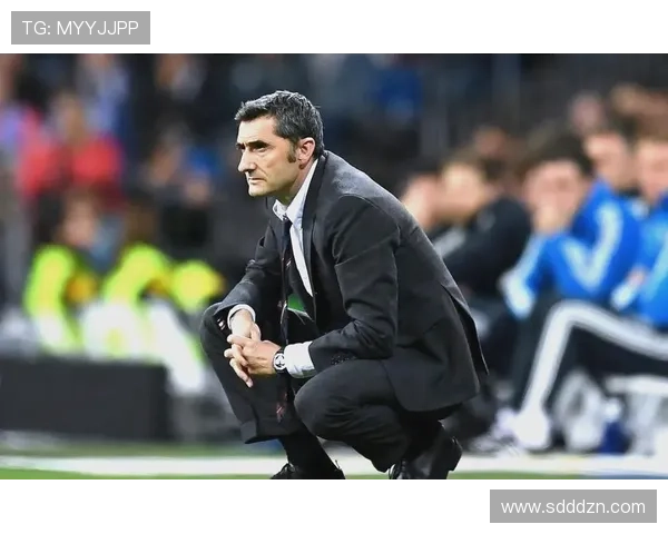 巴尔韦德与格里兹曼:中场驱动和前场串联的战术适配差异分析 巴尔韦德与格里兹曼:中场驱动和前场串联的战术适配差异分析