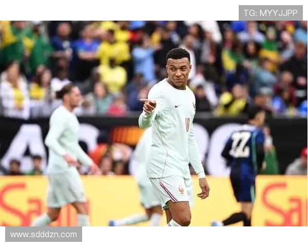 姆巴佩反击战术中的核心价值:速度如何改变比赛结构