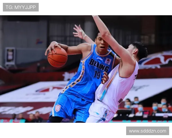 赵睿训练完直接拎着爱马仕去夜店？